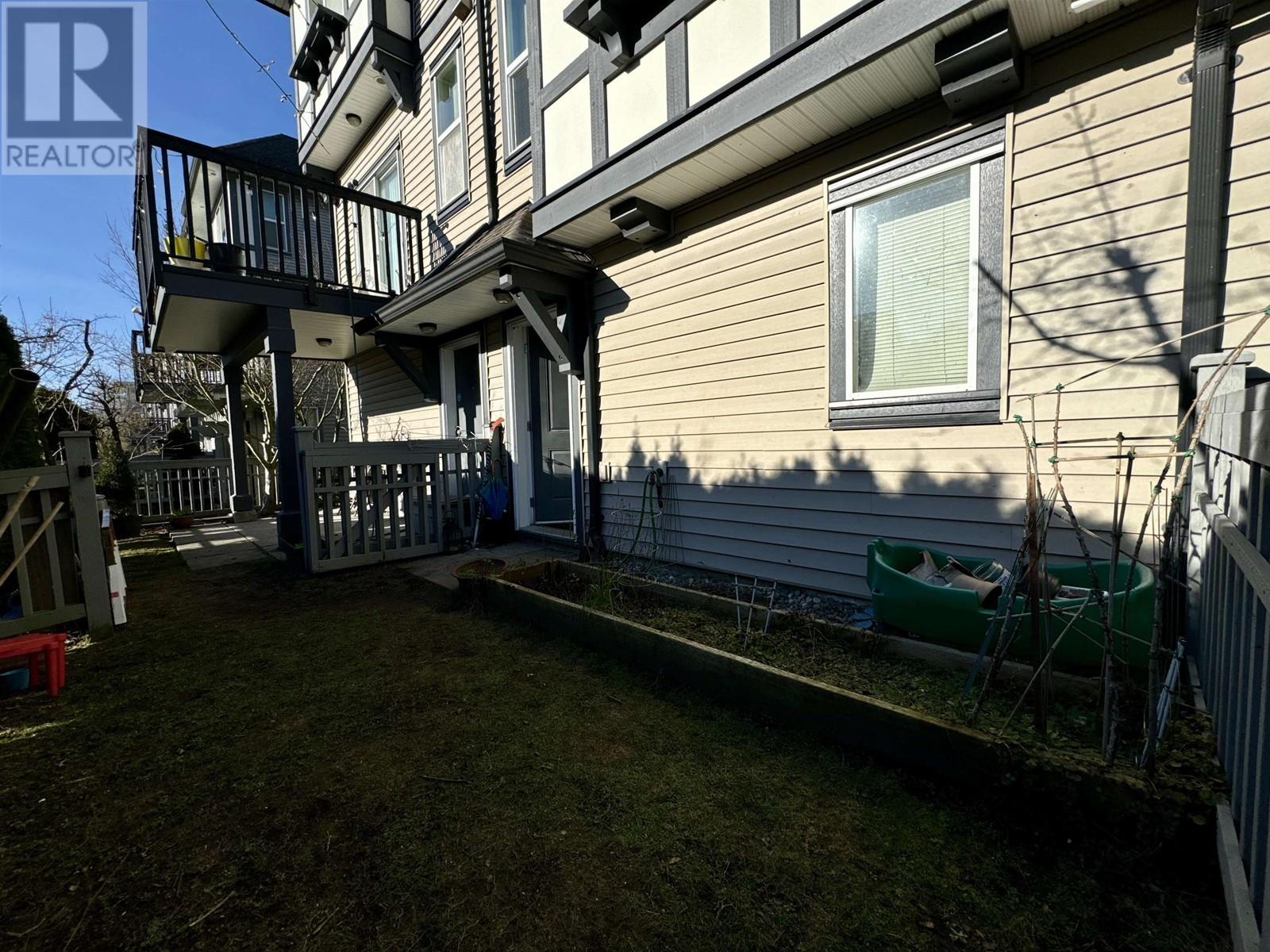 Listing Picture 24 of 35 : 52 9566 TOMICKI AVENUE, Richmond / 烈治文 - 魯藝地產 Yvonne Lu Group - MLS Medallion Club Member