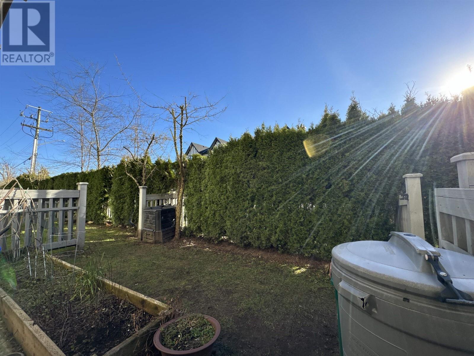 Listing Picture 26 of 35 : 52 9566 TOMICKI AVENUE, Richmond / 烈治文 - 魯藝地產 Yvonne Lu Group - MLS Medallion Club Member