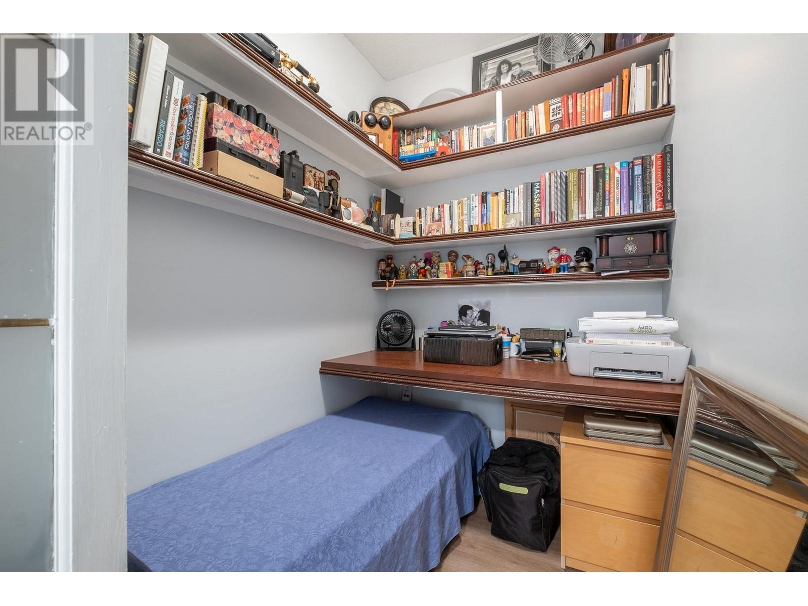 Listing Picture 18 of 36 : 205 360 E 36TH AVENUE, Vancouver / 溫哥華 - 魯藝地產 Yvonne Lu Group - MLS Medallion Club Member