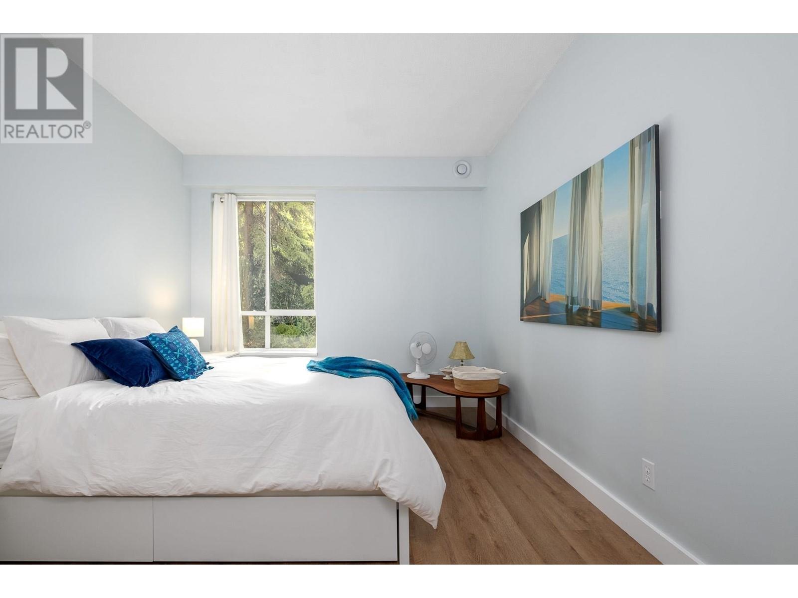 Listing Picture 13 of 36 : 205 360 E 36TH AVENUE, Vancouver / 溫哥華 - 魯藝地產 Yvonne Lu Group - MLS Medallion Club Member