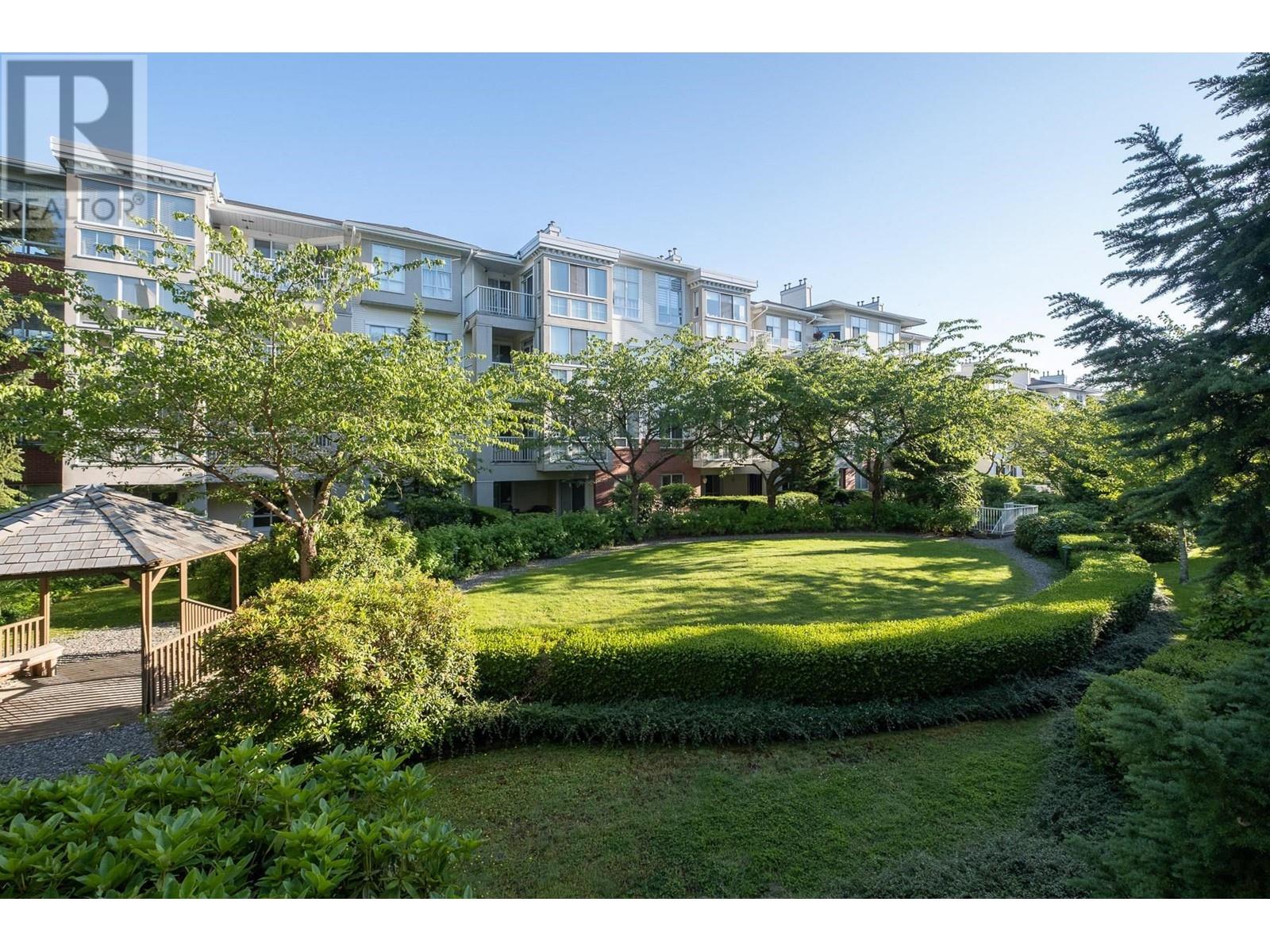 Listing Picture 28 of 36 : 205 360 E 36TH AVENUE, Vancouver / 溫哥華 - 魯藝地產 Yvonne Lu Group - MLS Medallion Club Member