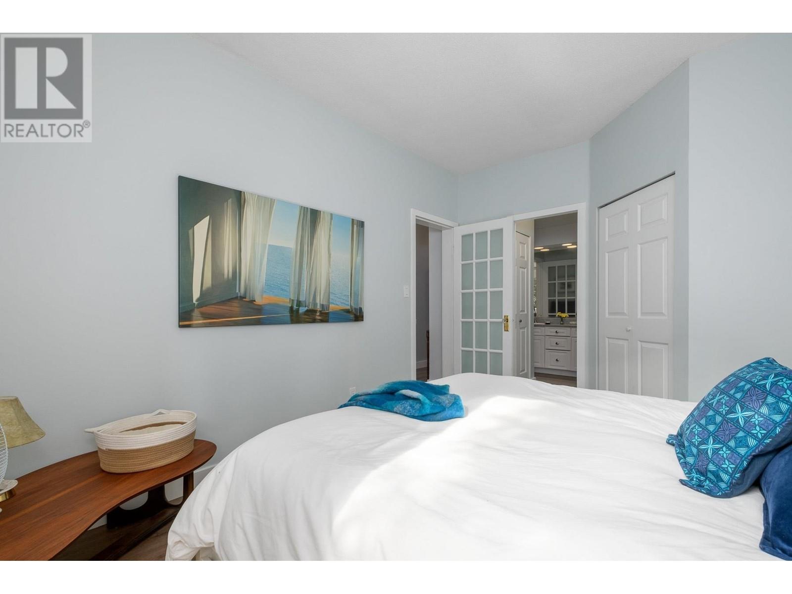 Listing Picture 14 of 36 : 205 360 E 36TH AVENUE, Vancouver / 溫哥華 - 魯藝地產 Yvonne Lu Group - MLS Medallion Club Member