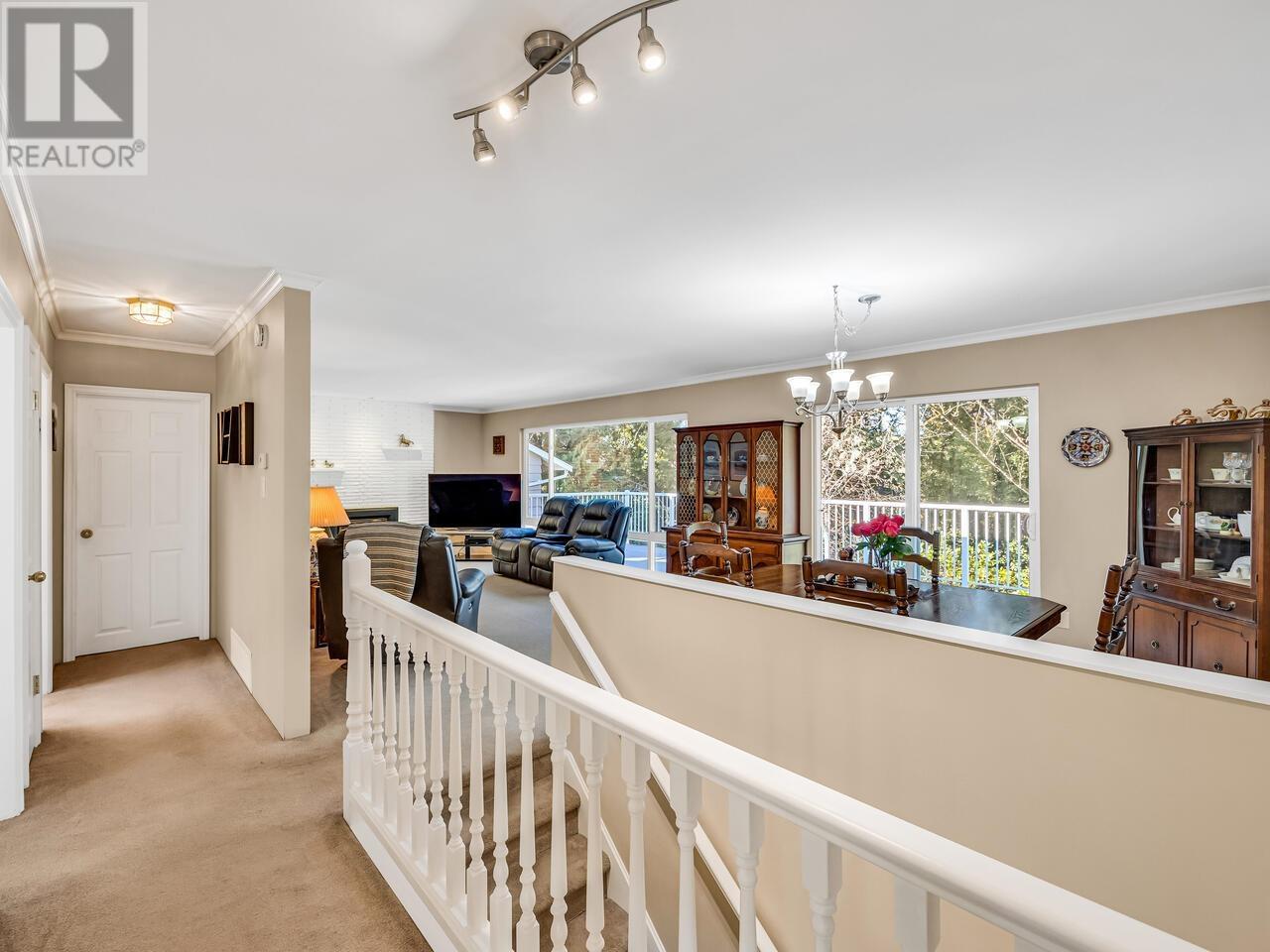 2251 Berkley Avenue, North Vancouver, British Columbia  V7H 1Z6 - Photo 9 - R2978089