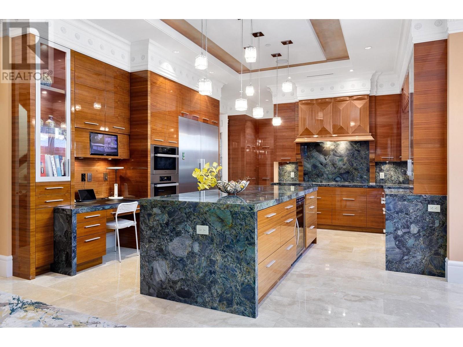 Listing Picture 10 of 32 : 5826 ANGUS DRIVE, Vancouver / 溫哥華 - 魯藝地產 Yvonne Lu Group - MLS Medallion Club Member
