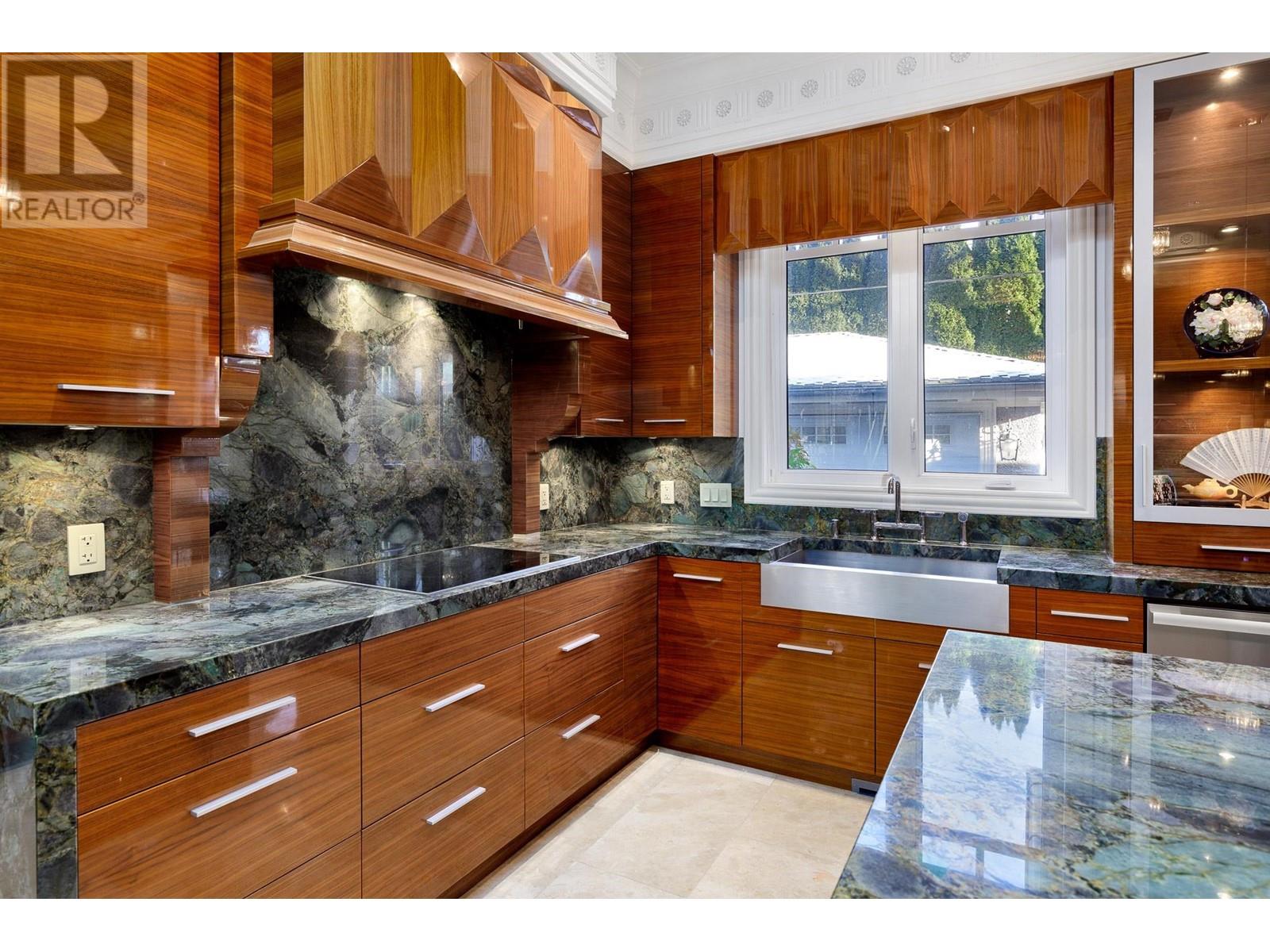 Listing Picture 11 of 32 : 5826 ANGUS DRIVE, Vancouver / 溫哥華 - 魯藝地產 Yvonne Lu Group - MLS Medallion Club Member