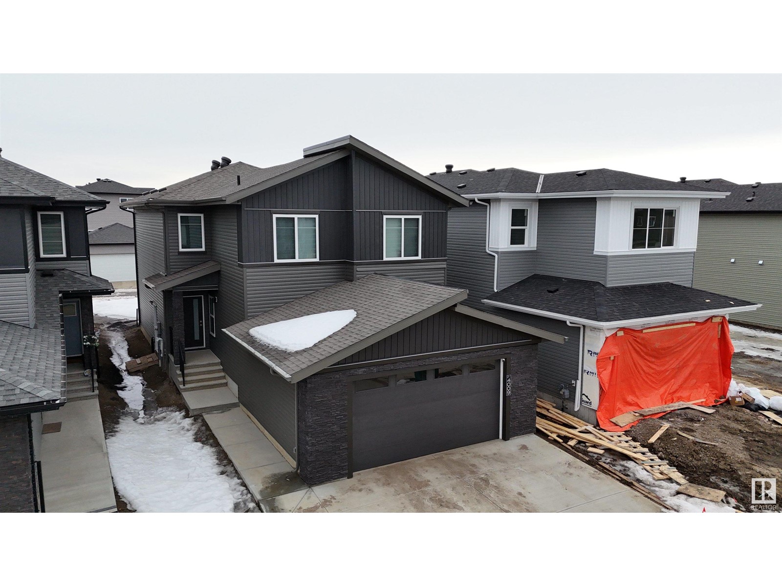 Property at 4009 39 ST image 1
