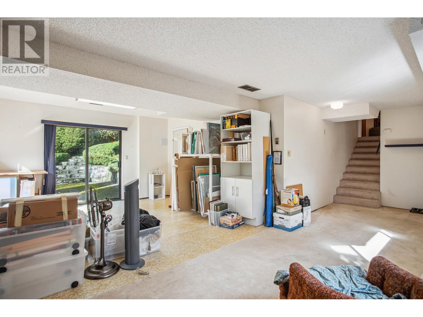 4131 Fircrest Place, North Vancouver, British Columbia  V7K 3A2 - Photo 28 - R2978022
