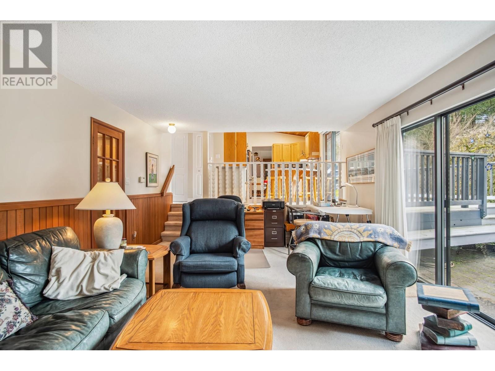 4131 Fircrest Place, North Vancouver, British Columbia  V7K 3A2 - Photo 15 - R2978022