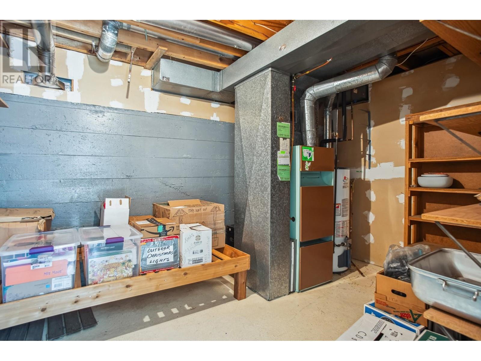 4131 Fircrest Place, North Vancouver, British Columbia  V7K 3A2 - Photo 30 - R2978022