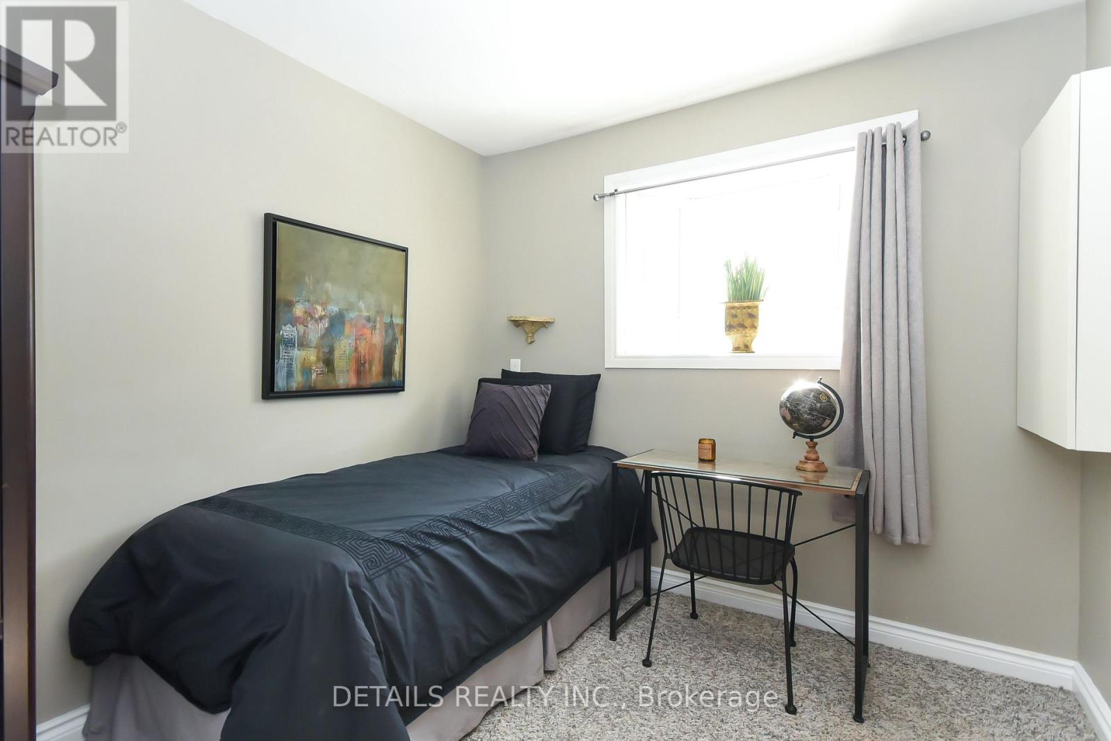 22 Kingsbury Avenue, Ottawa, Ontario  K2G 3E6 - Photo 14 - X12020694