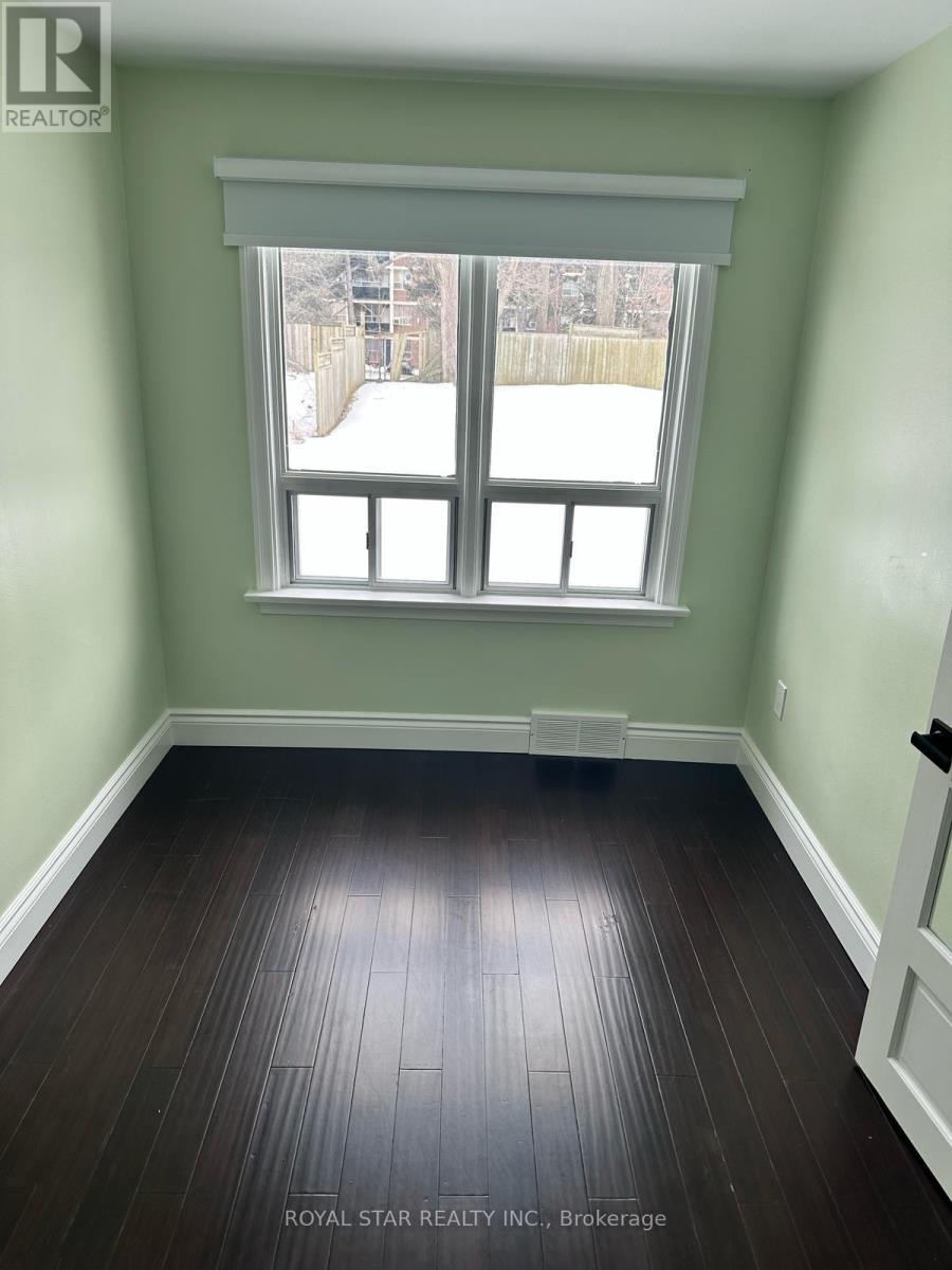 Upp-Rm - 9 Roycrest Avenue, Toronto, Ontario  M2N 1R1 - Photo 18 - C12020696