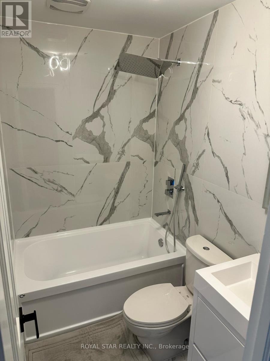 Upp-Rm - 9 Roycrest Avenue, Toronto, Ontario  M2N 1R1 - Photo 23 - C12020696