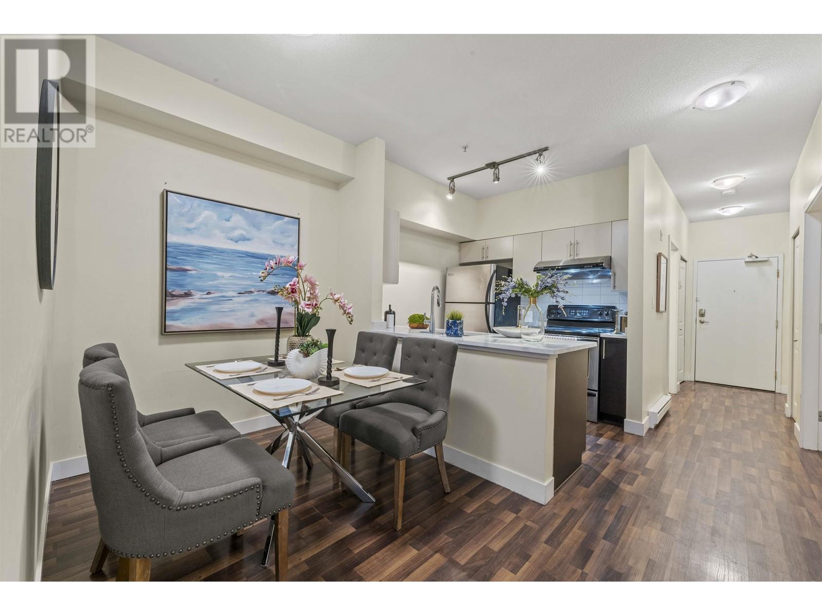 Listing Picture 7 of 23 : 105 5692 KINGS ROAD, Vancouver / 溫哥華 - 魯藝地產 Yvonne Lu Group - MLS Medallion Club Member