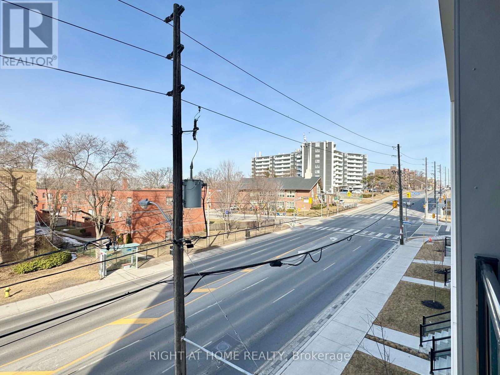214 - 165 Canon Jackson Drive, Toronto, Ontario  M6M 0C4 - Photo 10 - W12018613