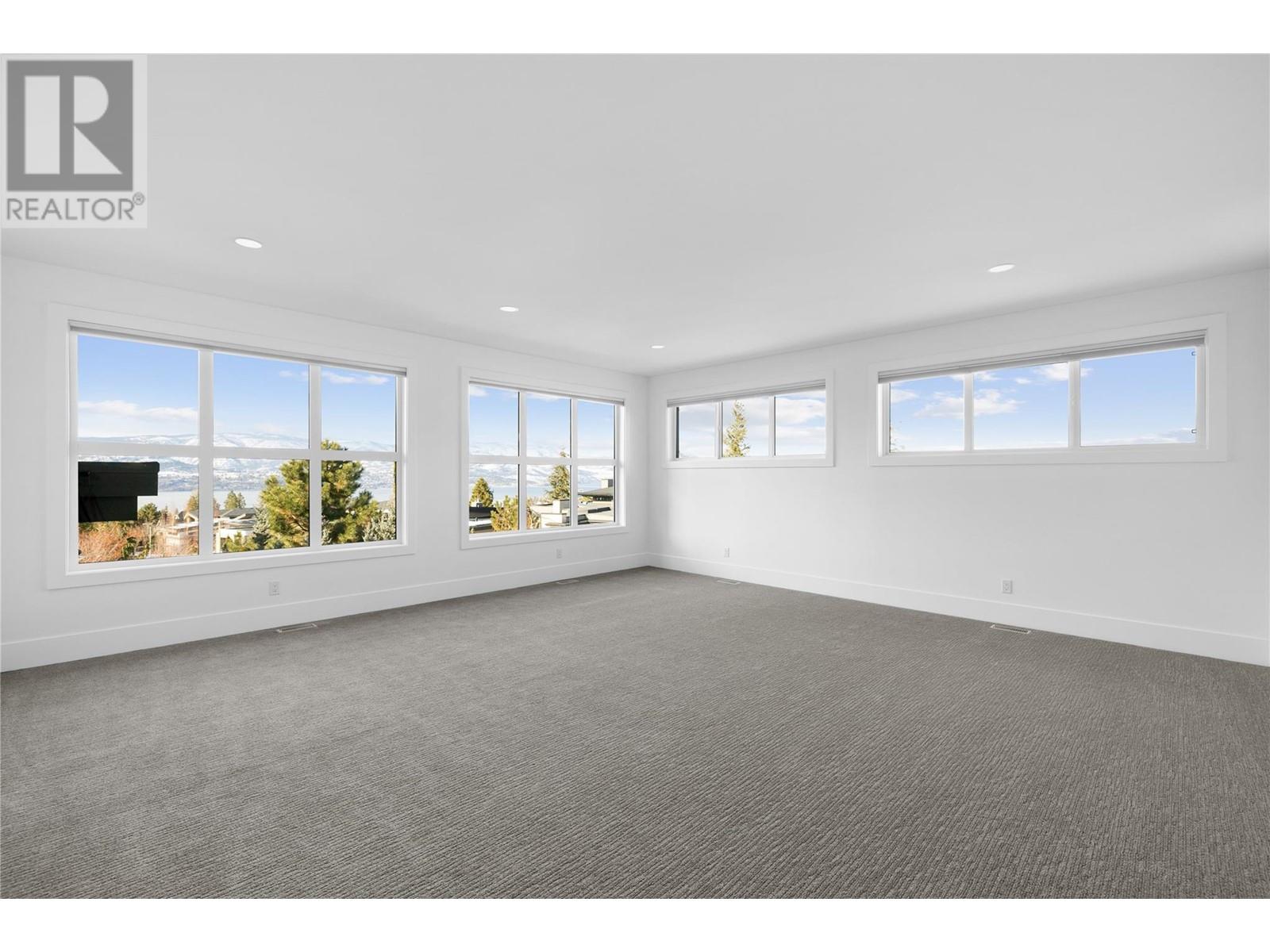 Property at 1049 Westpoint Drive image 4