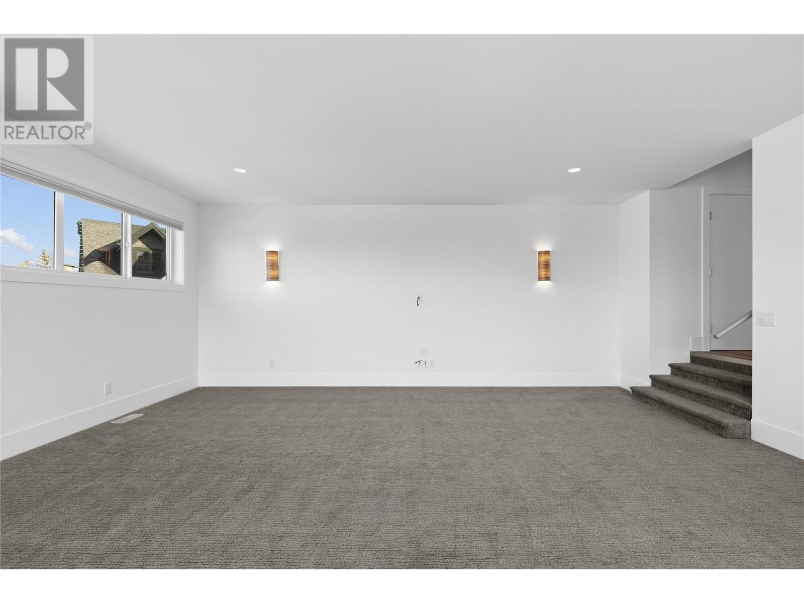 Property at 1049 Westpoint Drive image 5