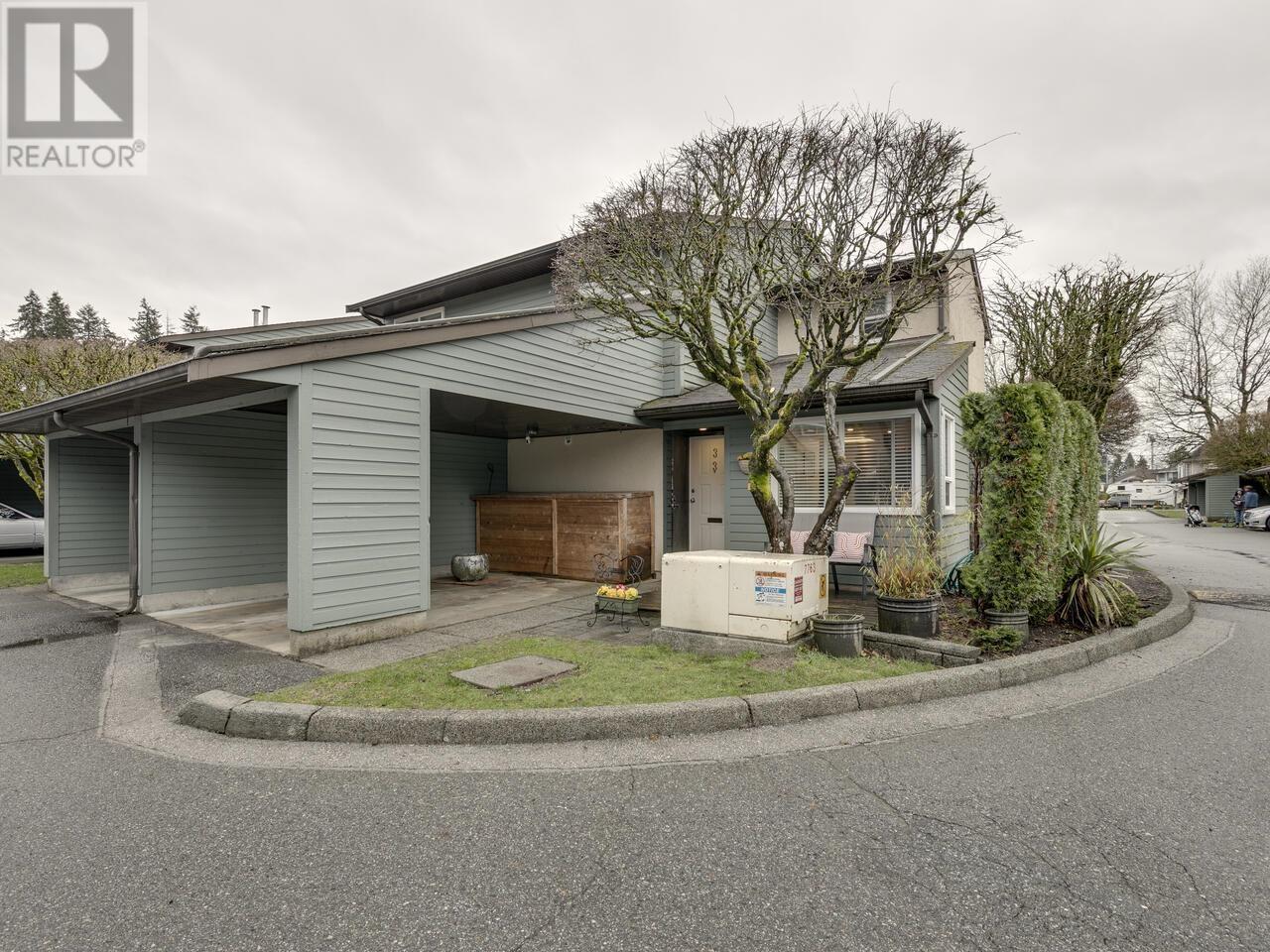 33 20653 Thorne Avenue, Maple Ridge, British Columbia  V2X 8G2 - Photo 1 - R2977175
