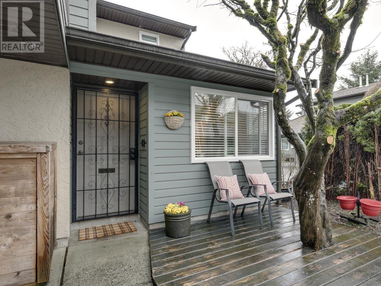 33 20653 Thorne Avenue, Maple Ridge, British Columbia  V2X 8G2 - Photo 3 - R2977175