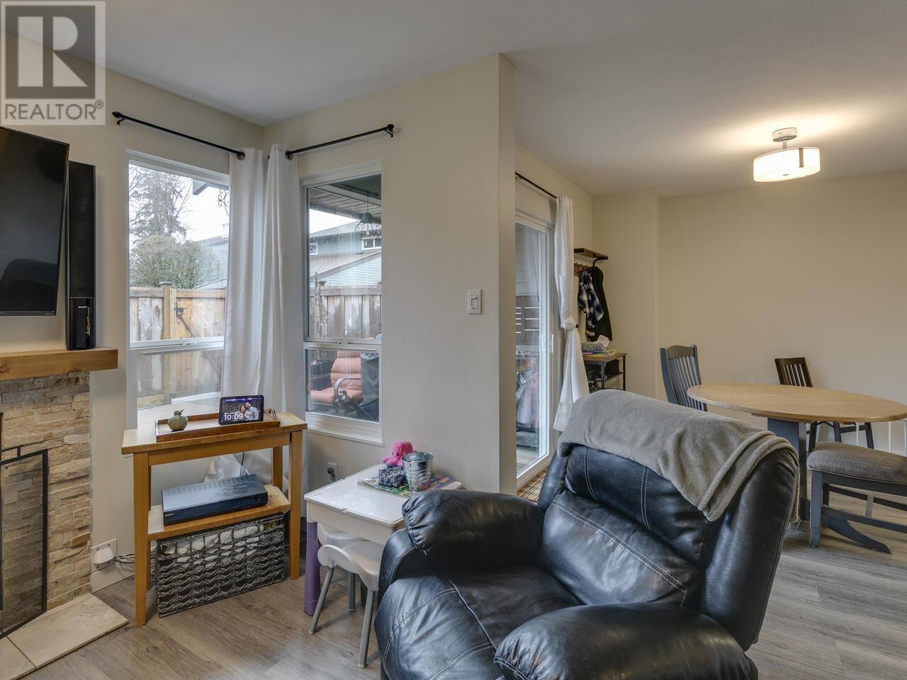 33 20653 Thorne Avenue, Maple Ridge, British Columbia  V2X 8G2 - Photo 7 - R2977175