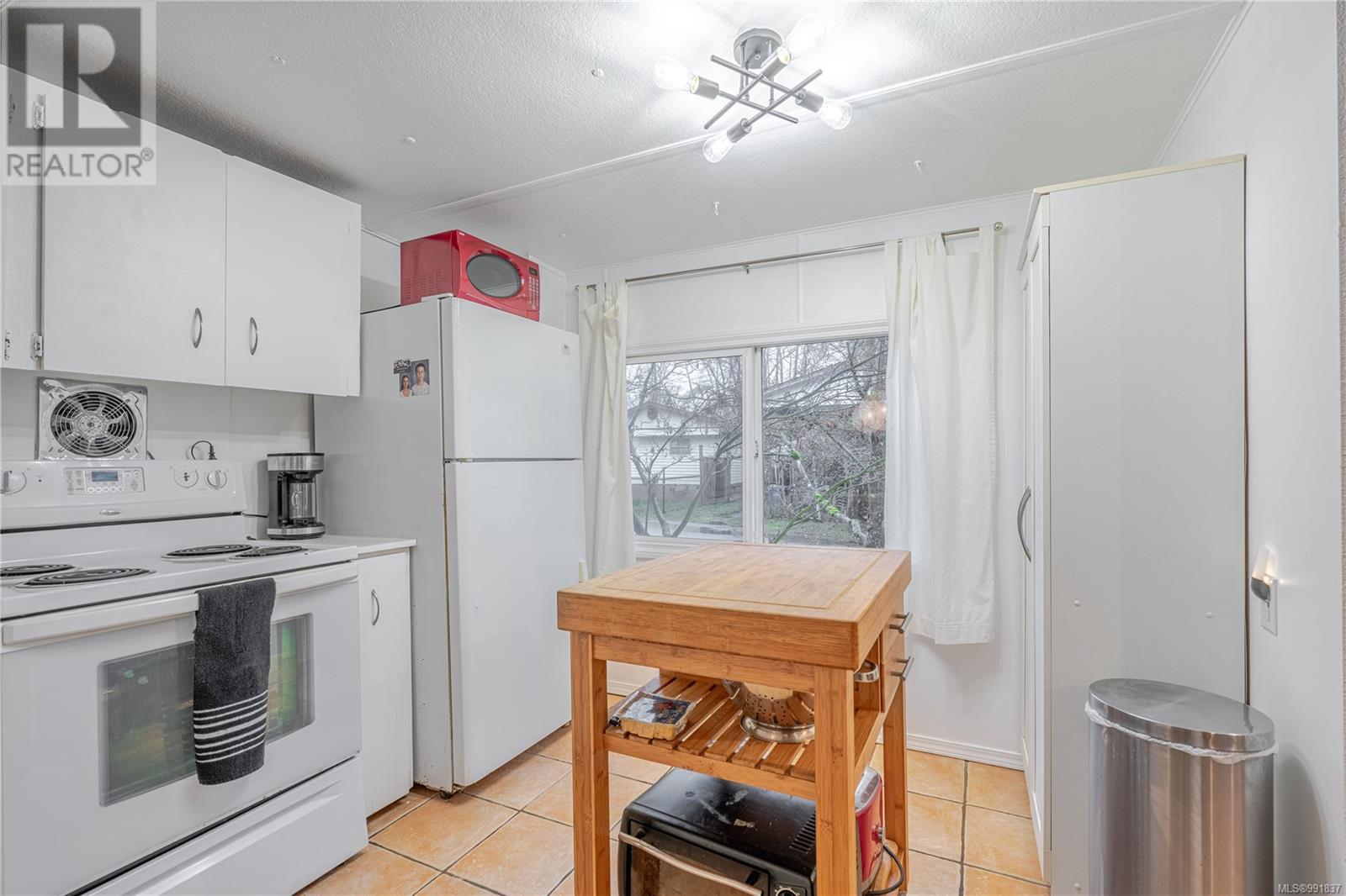 7 1201 Craigflower Rd, View Royal, British Columbia  V9A 2X9 - Photo 17 - 991837