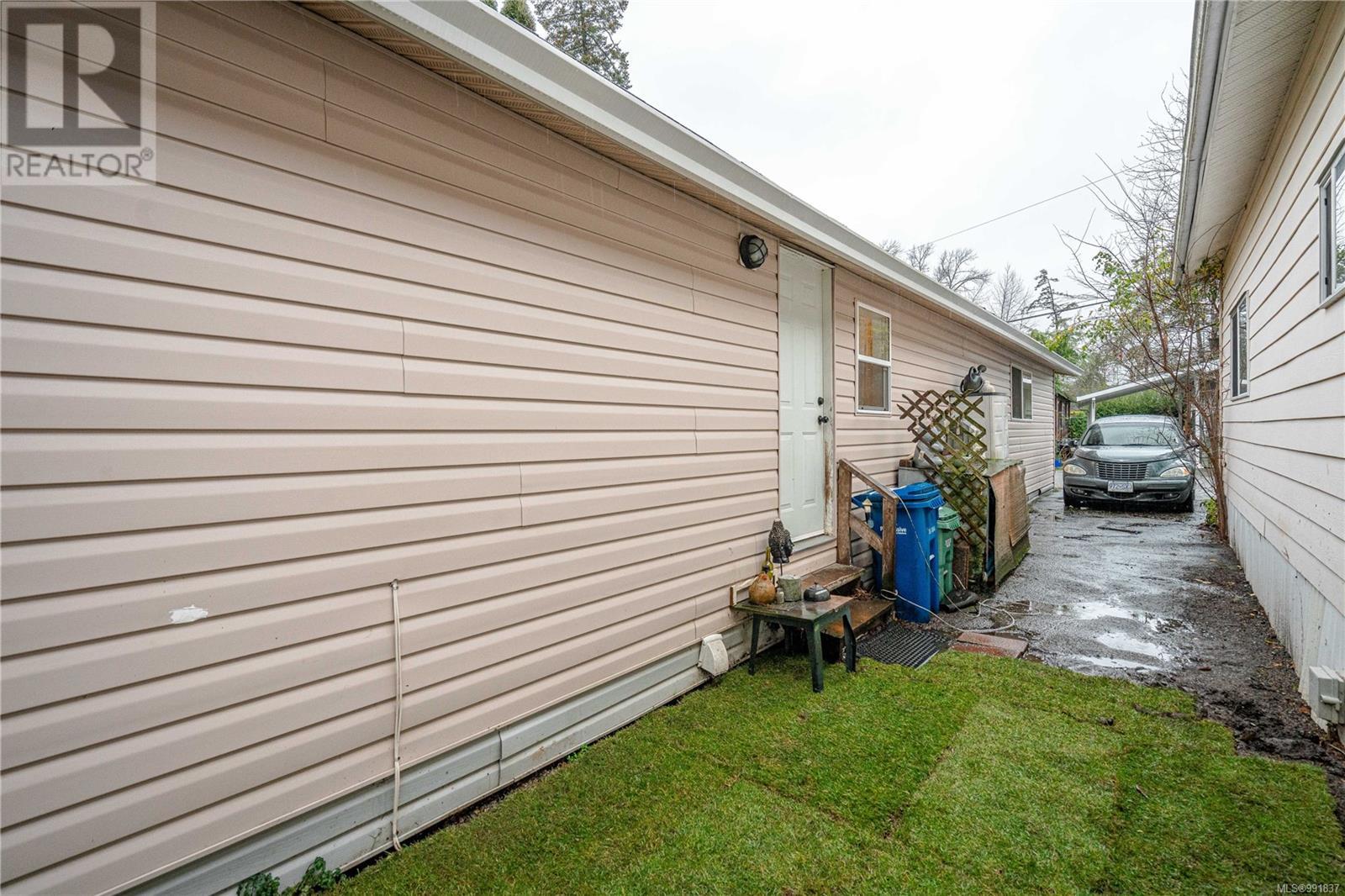 7 1201 Craigflower Rd, View Royal, British Columbia  V9A 2X9 - Photo 30 - 991837