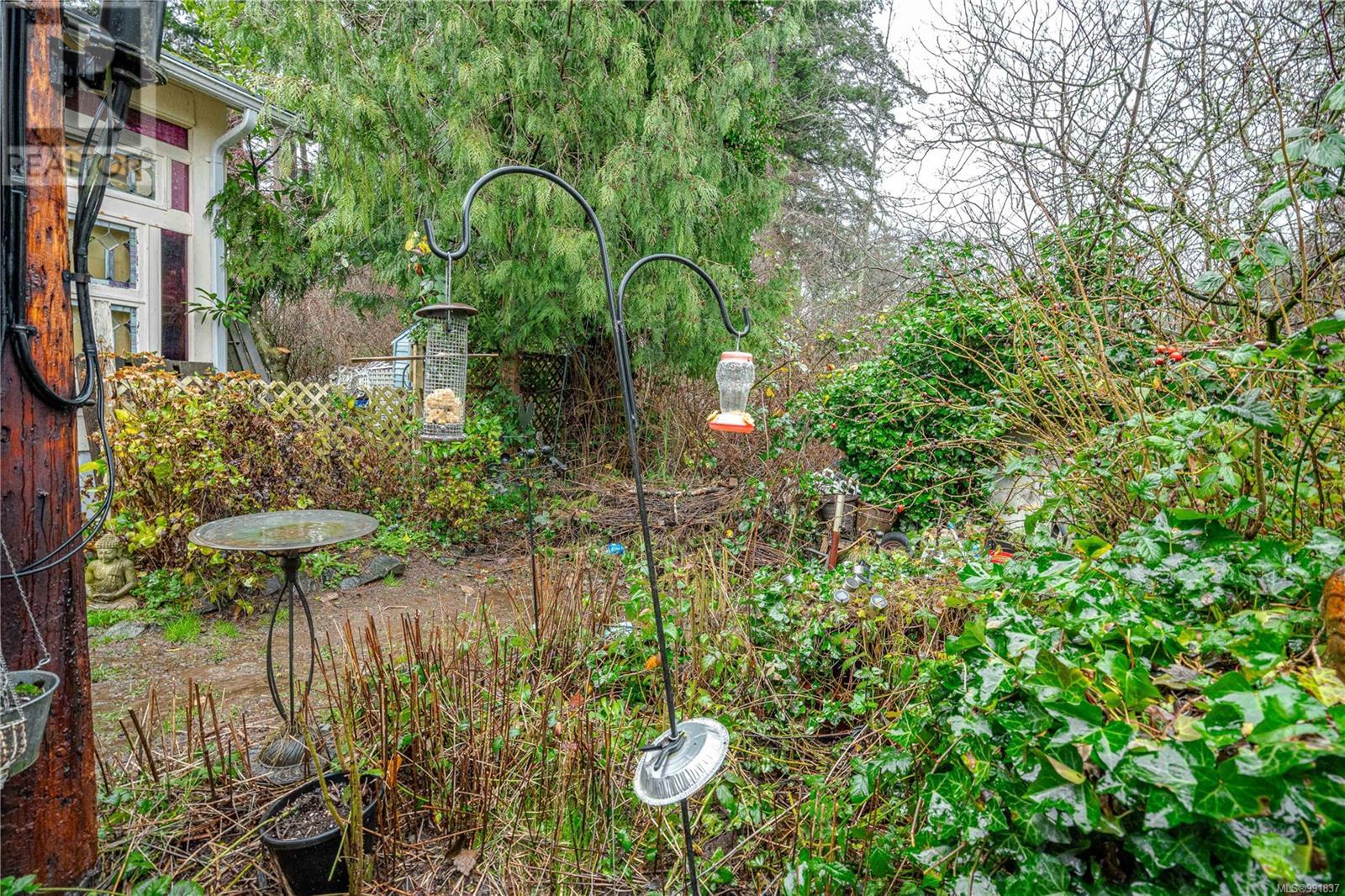 7 1201 Craigflower Rd, View Royal, British Columbia  V9A 2X9 - Photo 33 - 991837