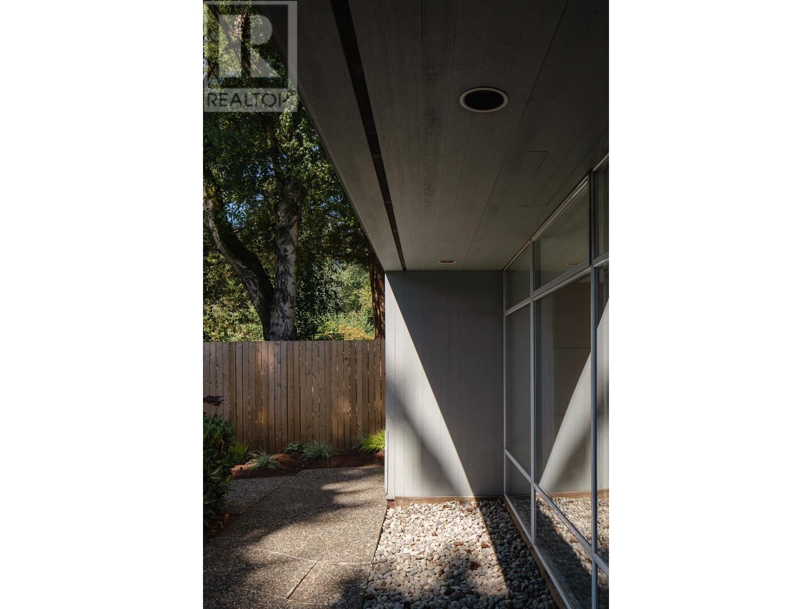 3651 W 48th Avenue, Vancouver, British Columbia  V6N 3R2 - Photo 17 - R2978116