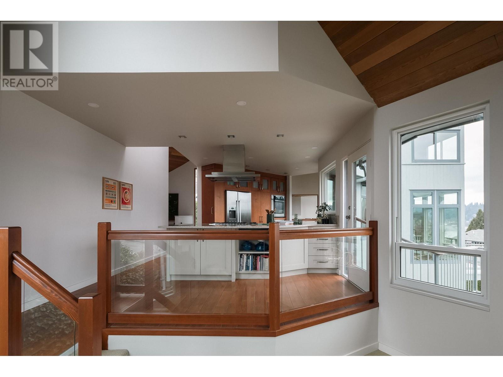 18 Crawford Bay, Port Moody, British Columbia  V3H 3N3 - Photo 19 - R2978134
