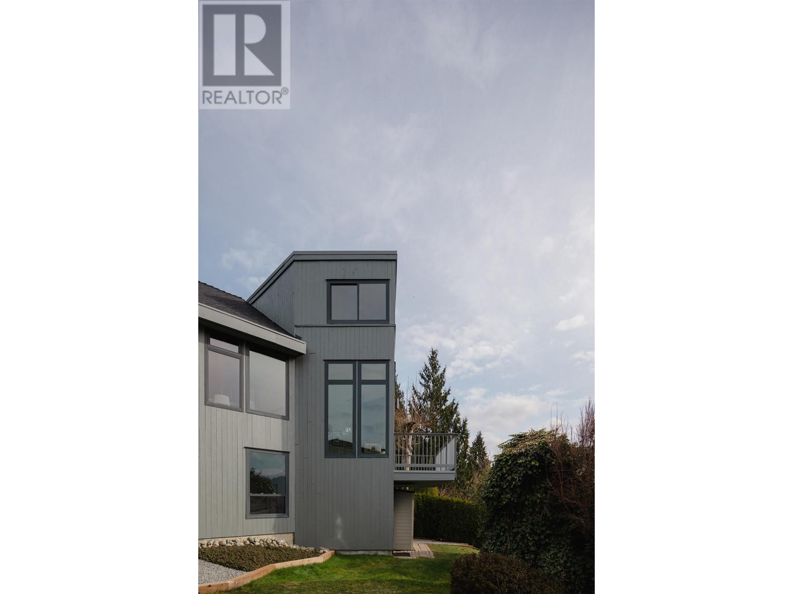 18 Crawford Bay, Port Moody, British Columbia  V3H 3N3 - Photo 29 - R2978134