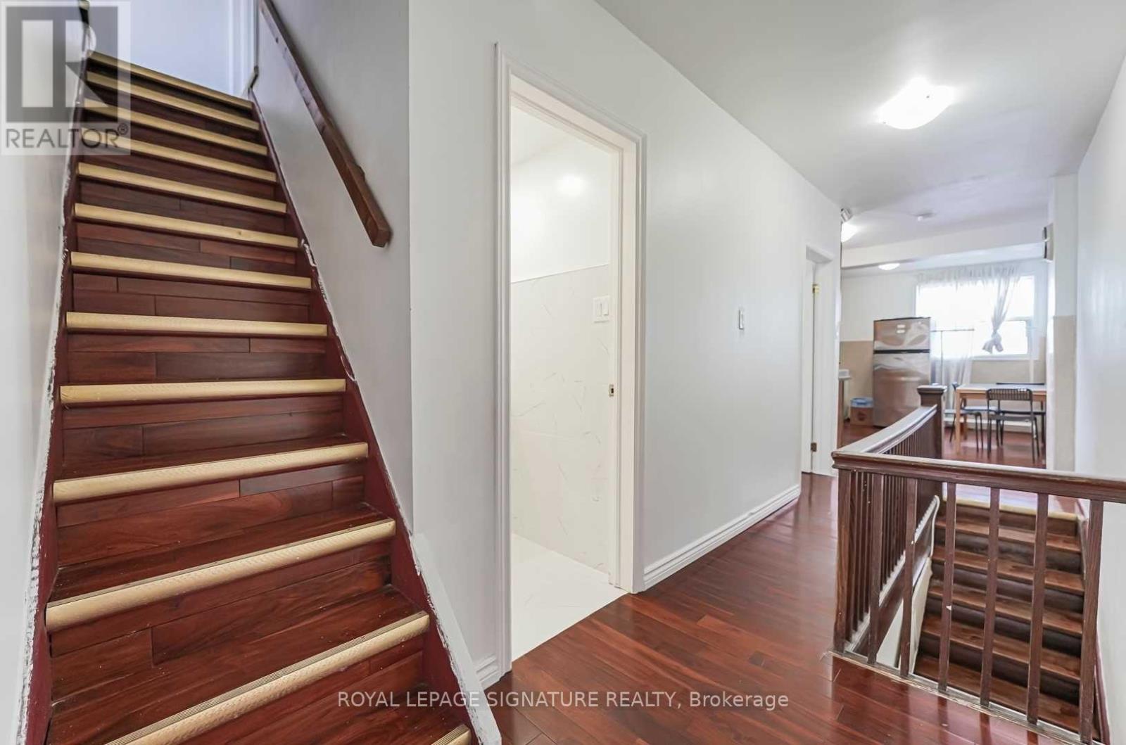 80 Markham Street, Toronto, Ontario  M6J 2G5 - Photo 3 - C12020725