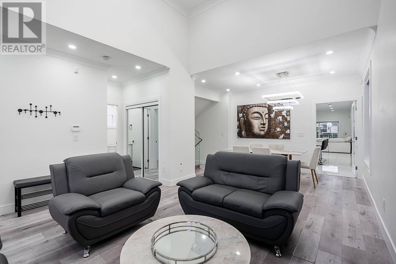 Property at 355 JOHNSTON STREET image 5
