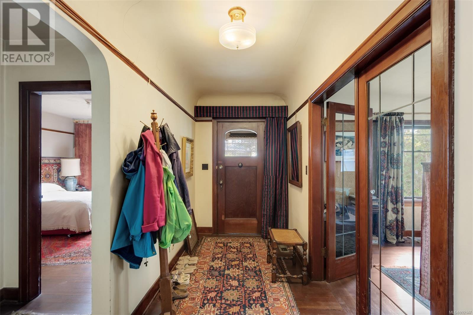 Property at 517 Toronto St image 5