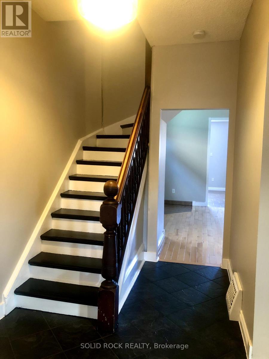 Property at 215 CUMMING STREET image 3
