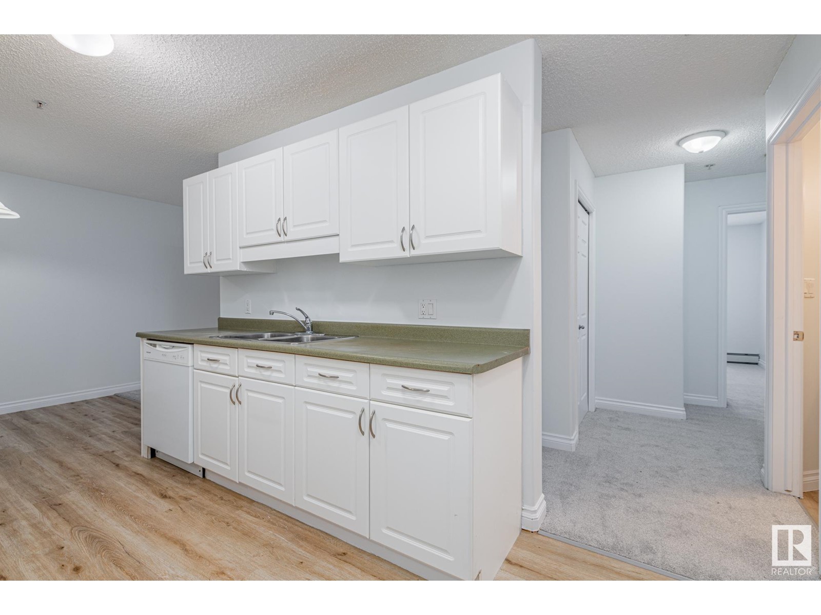 Property at #303 11446 40 AV NW image 4