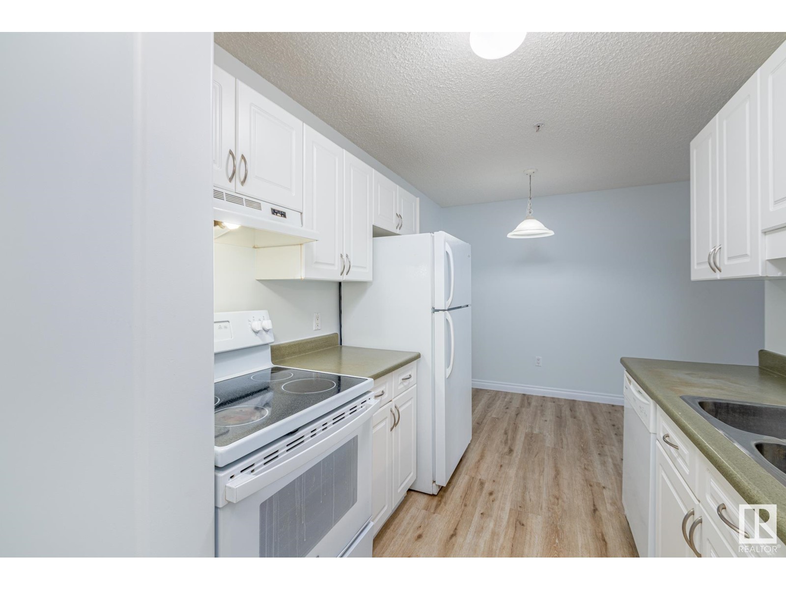 Property at #303 11446 40 AV NW image 5