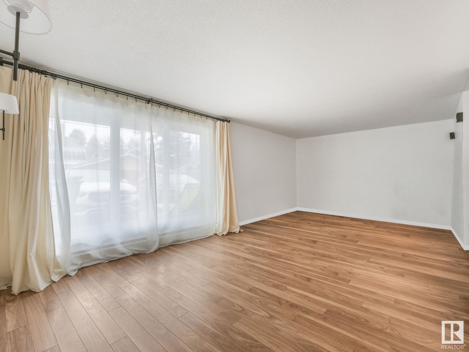 #124 8604 Gateway Bv Nw, Edmonton, Alberta  T6E 4B6 - Photo 12 - E4425843