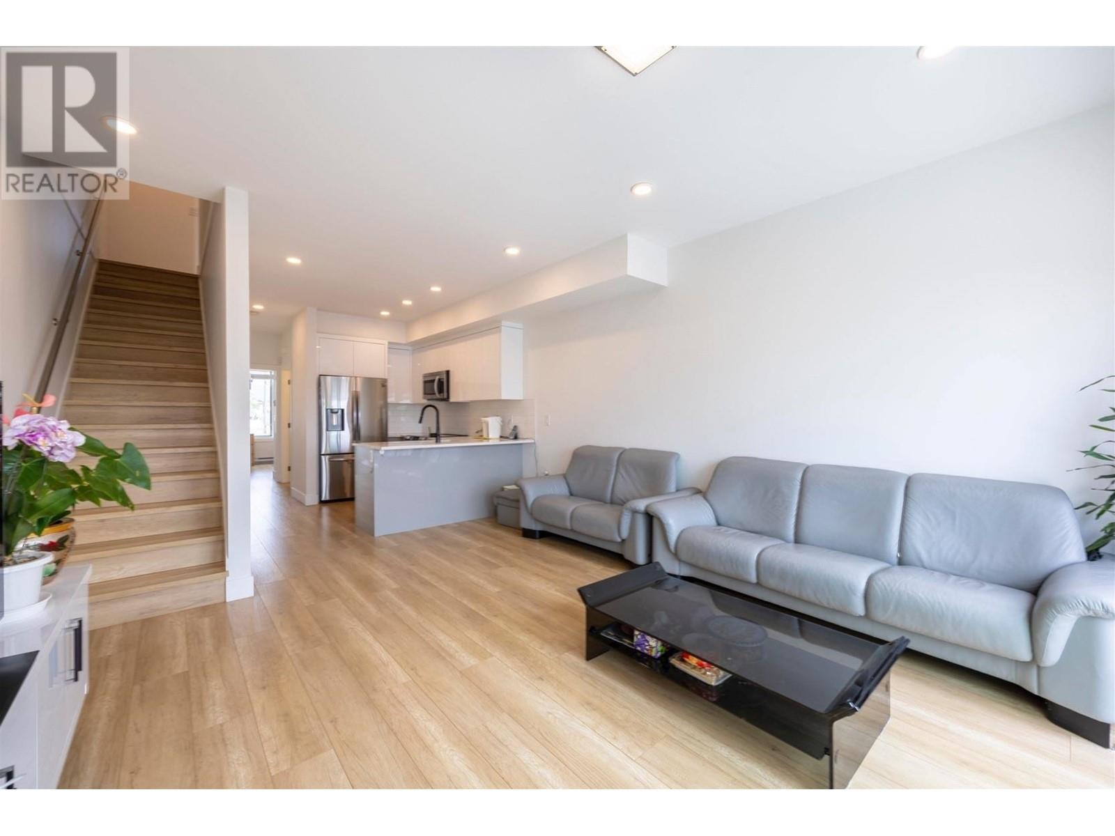 13 6288 Beresford Street, Burnaby, British Columbia  V5J 1K2 - Photo 7 - R2976669