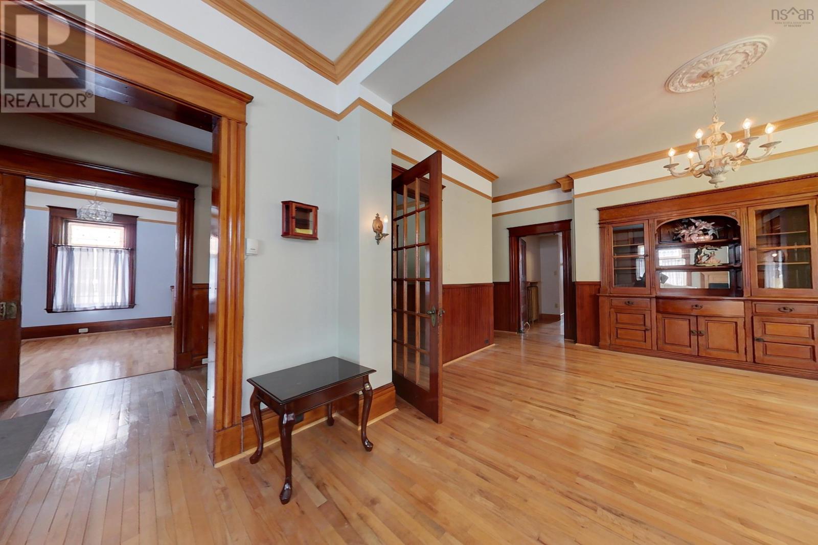 202 Victoria Street E, Amherst, Nova Scotia  B4H 1Y9 - Photo 12 - 202504947