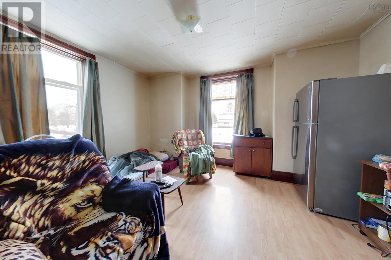 202 Victoria Street E, Amherst, Nova Scotia  B4H 1Y9 - Photo 31 - 202504947