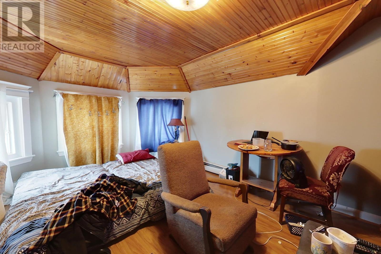 202 Victoria Street E, Amherst, Nova Scotia  B4H 1Y9 - Photo 36 - 202504947