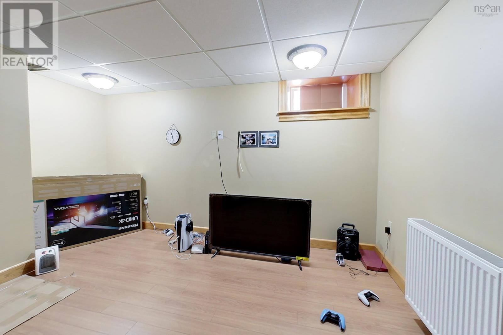 202 Victoria Street E, Amherst, Nova Scotia  B4H 1Y9 - Photo 43 - 202504947