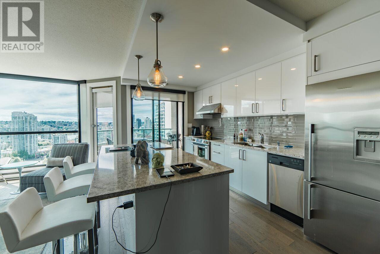 Listing Picture 4 of 15 : 2101 888 HAMILTON STREET, Vancouver / 溫哥華 - 魯藝地產 Yvonne Lu Group - MLS Medallion Club Member