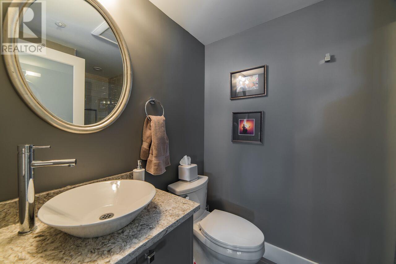 Listing Picture 12 of 15 : 2101 888 HAMILTON STREET, Vancouver / 溫哥華 - 魯藝地產 Yvonne Lu Group - MLS Medallion Club Member