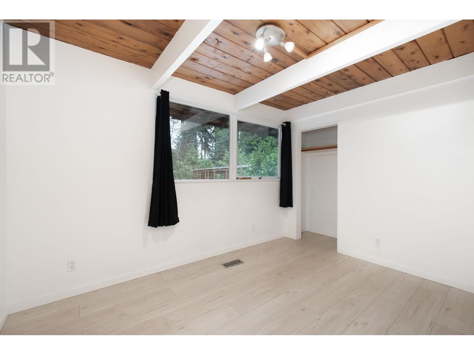 937 Montroyal Boulevard, North Vancouver, British Columbia  V7R 2G9 - Photo 25 - R2977933