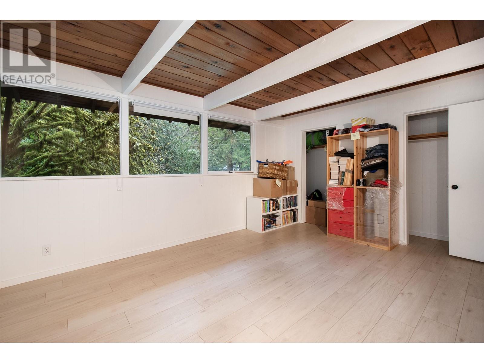 937 Montroyal Boulevard, North Vancouver, British Columbia  V7R 2G9 - Photo 22 - R2977933