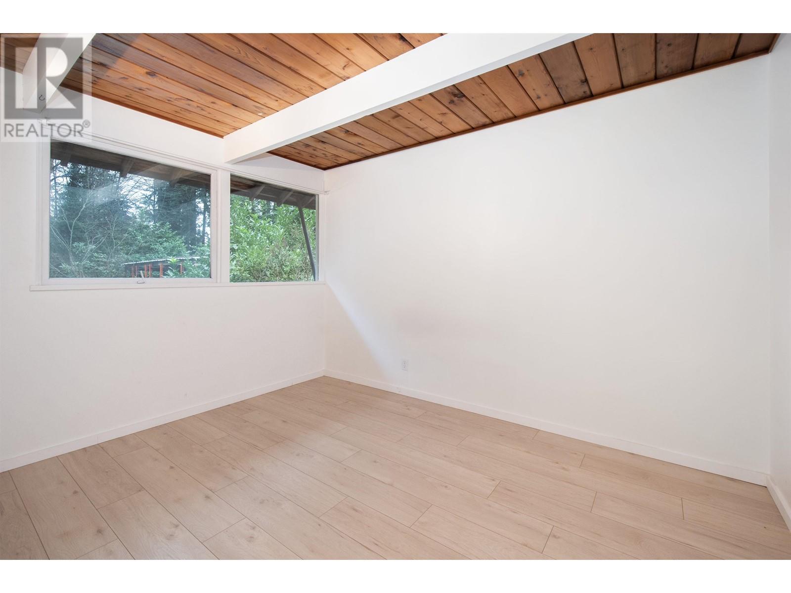 937 Montroyal Boulevard, North Vancouver, British Columbia  V7R 2G9 - Photo 24 - R2977933