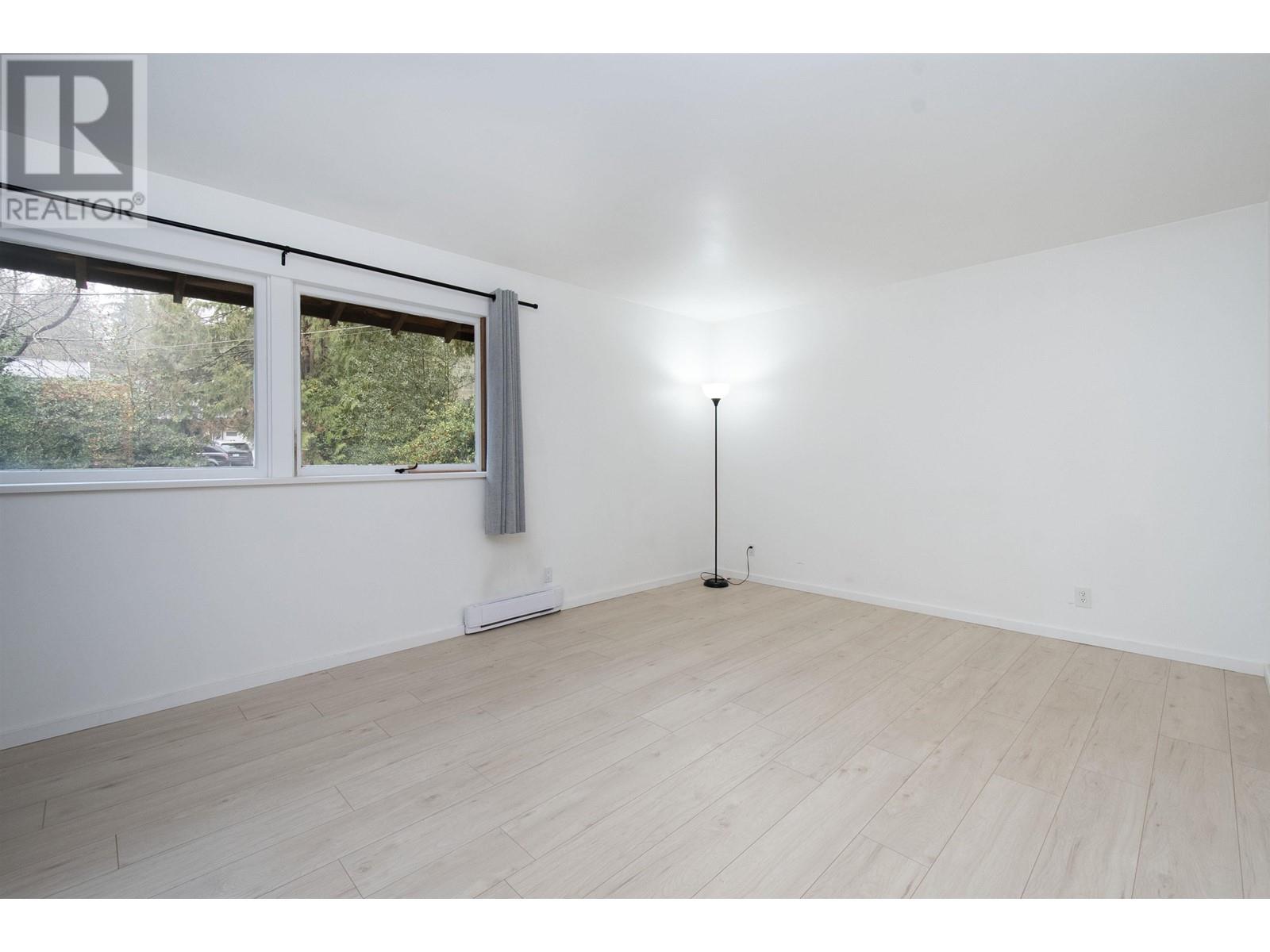 937 Montroyal Boulevard, North Vancouver, British Columbia  V7R 2G9 - Photo 18 - R2977933