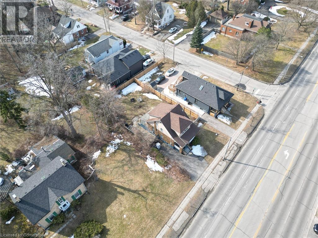 Property at 755 COLBORNE Street E image 5