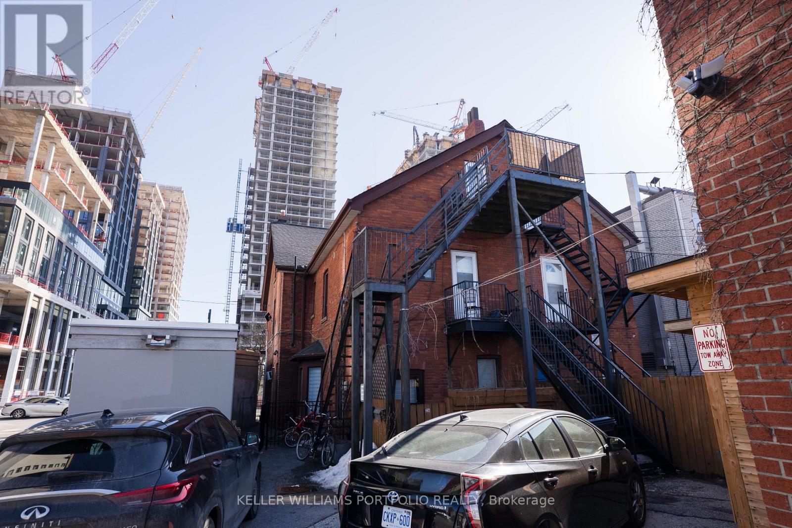 1156 Bloor Street W, Toronto, Ontario  M6H 1N1 - Photo 3 - W12020787