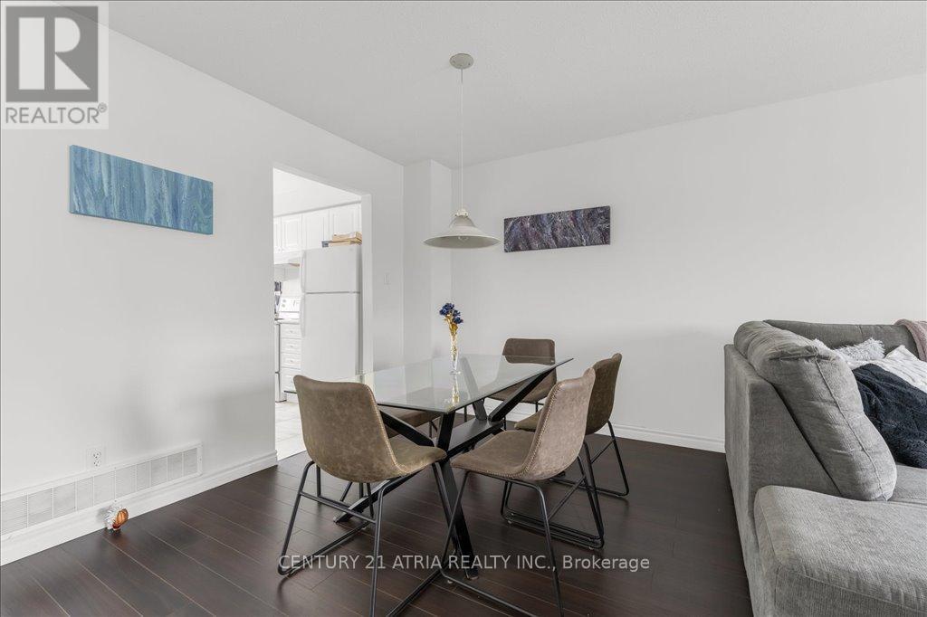 Property at 14 - 230 BLACKHORNE DRIVE image 4